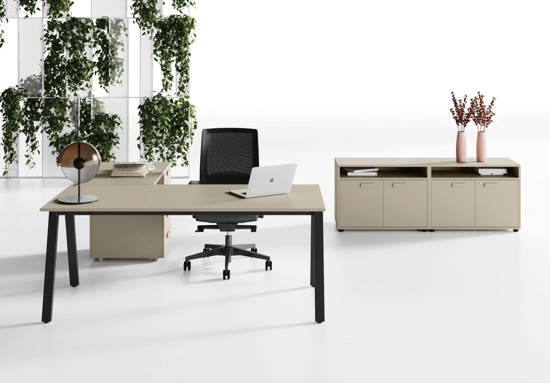 Scrivania ufficio Borgomanero gamba a cavalletto