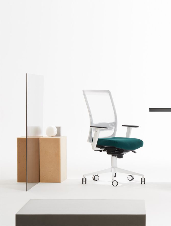 Sedia per ufficio in rete Novara