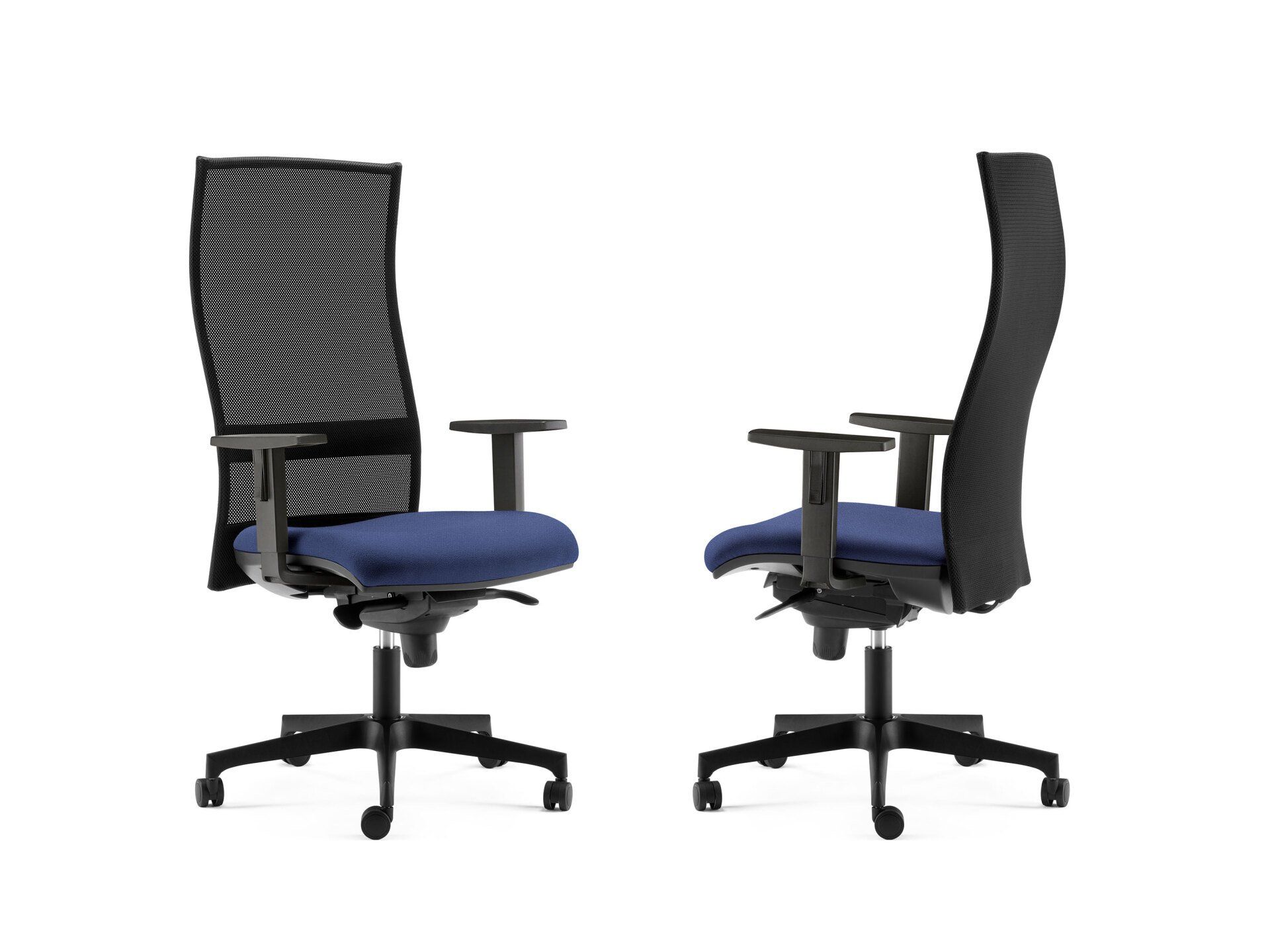 Poltrona direzionale in rete a Mortara