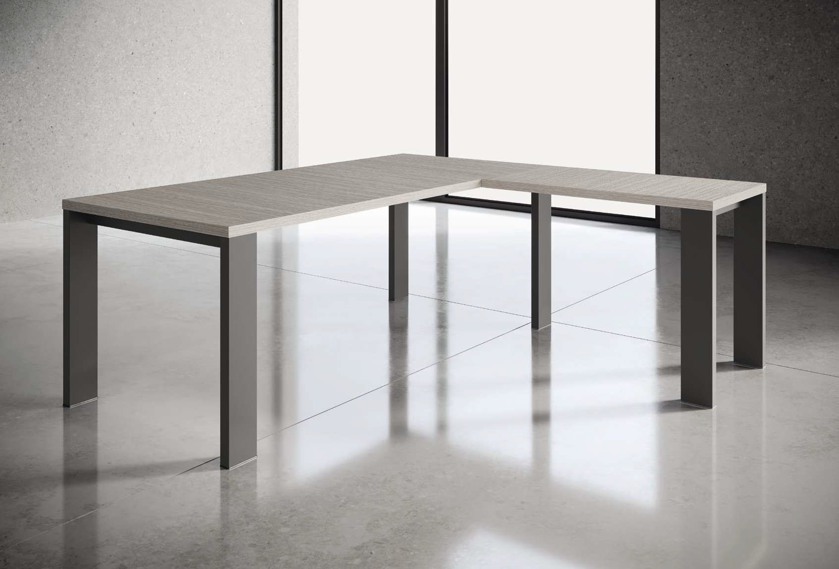 Scrivanie direzionali per ufficio a Biandrate