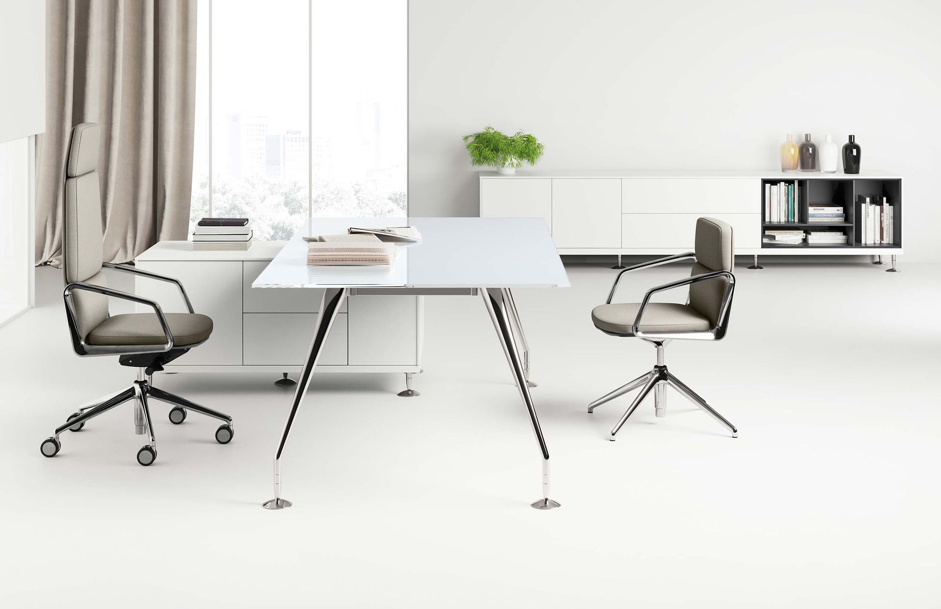 Scrivania per ufficio con piano in Vetro