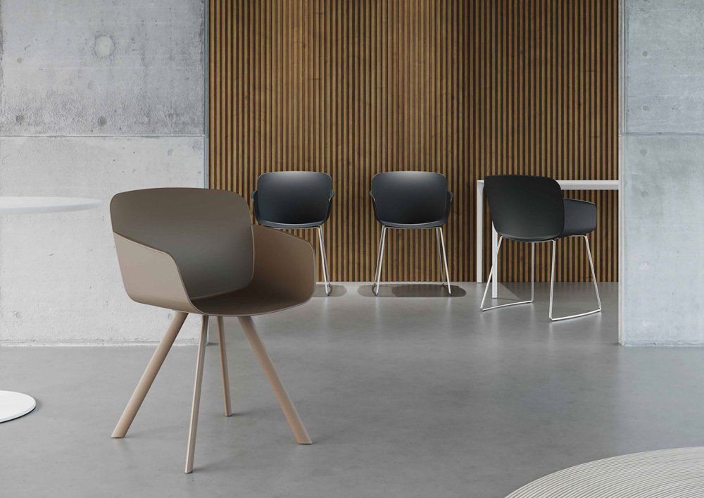 Poltrone direzionali per l'ufficio a Trecate