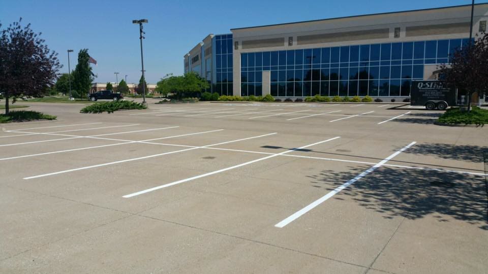 Edwards County — New building parking lot in Evansville, IN