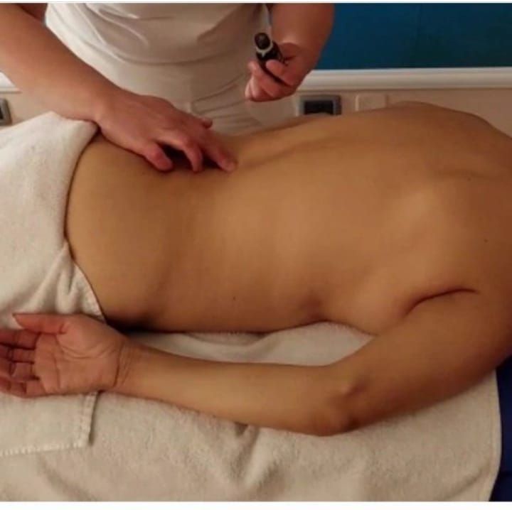 Massaccio con oli essenziali