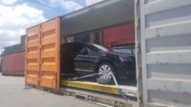car transport in individually loaded container
