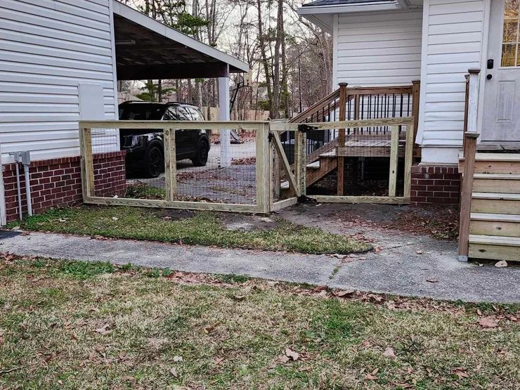 arrow-fencing-llc-pet-fencing-img