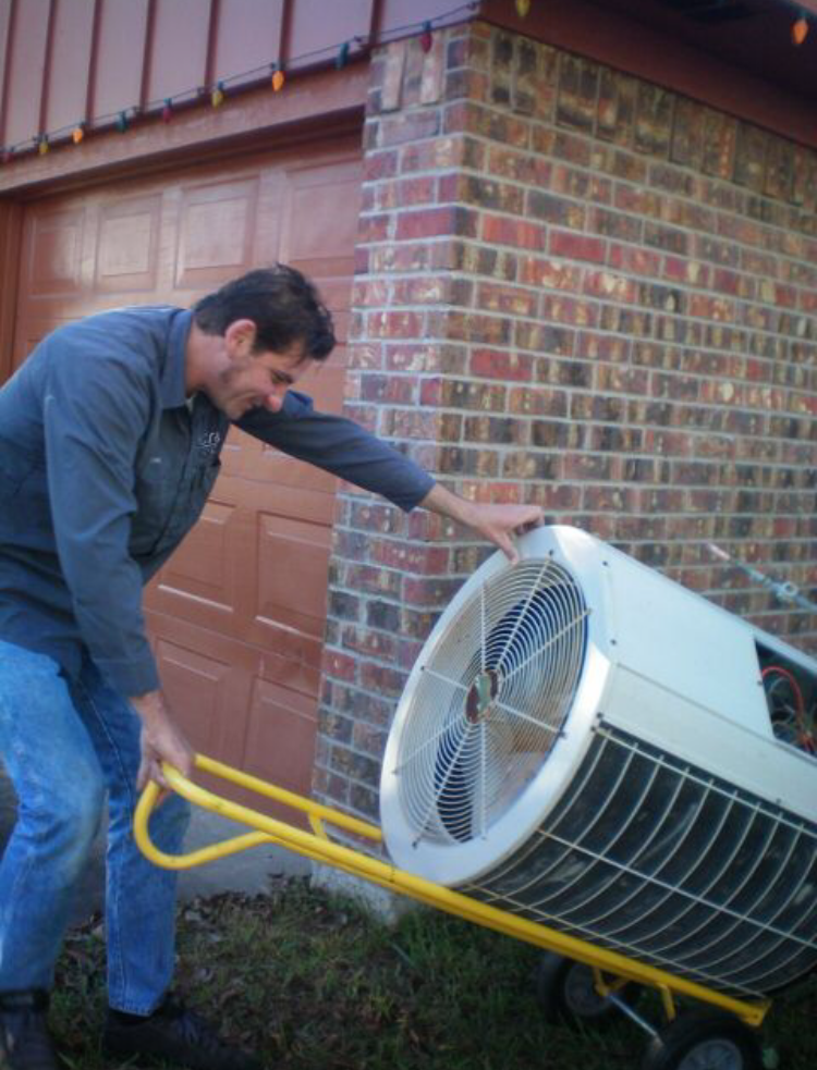 Technician to Repair an AC — Victoria, Texas — Air Techs Air Conditioning LLC