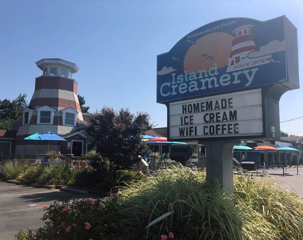 Chincoteague Va ice cream shop