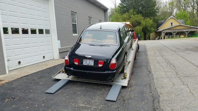 Black Car Parking - Milford, OH - Sora’s Towing, Inc.