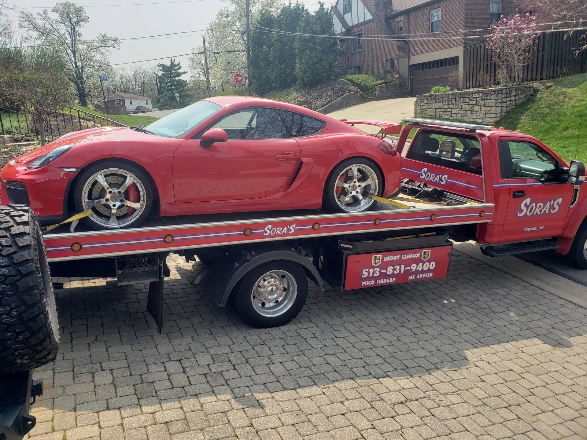 Carrying Cars - Milford, OH - Sora’s Towing, Inc.