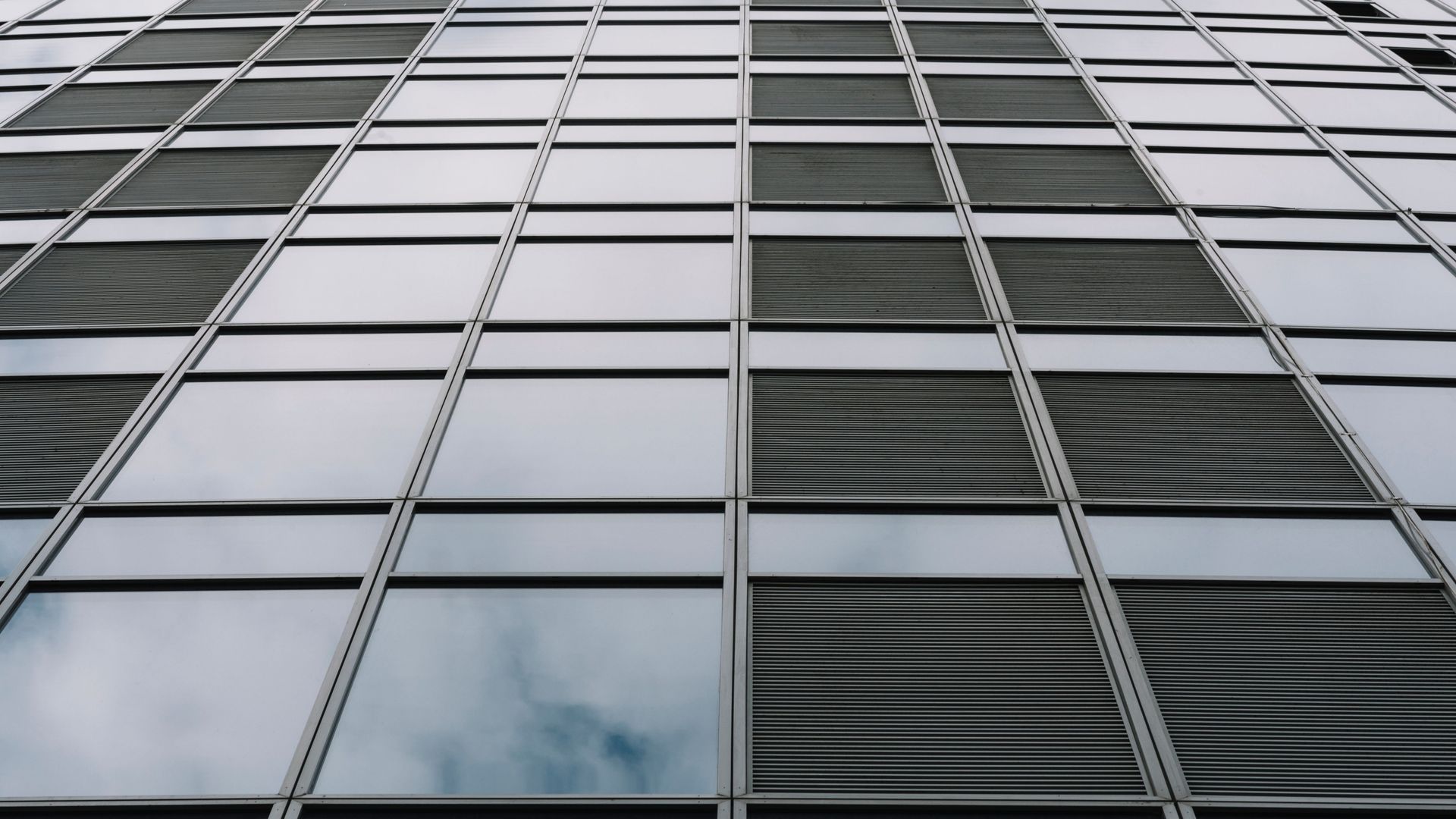 Is steel or aluminium best for a glazing system? Explore the pros, cons and differences in our guide