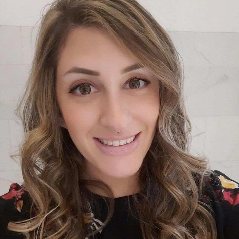 Headshot of Jessica Moldovany smiling