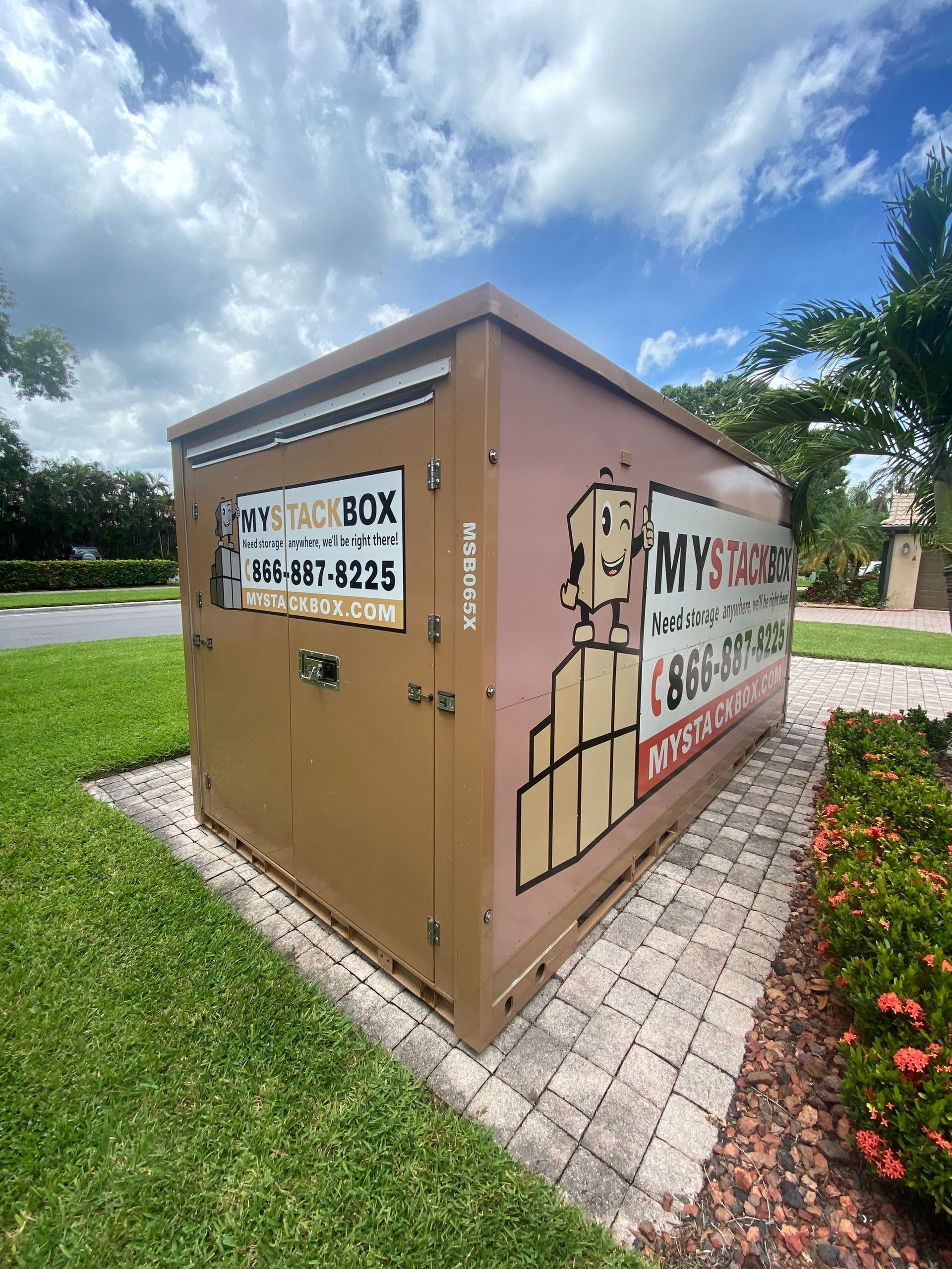 Coral Springs Uncovered Simplify Life with Portable Storage