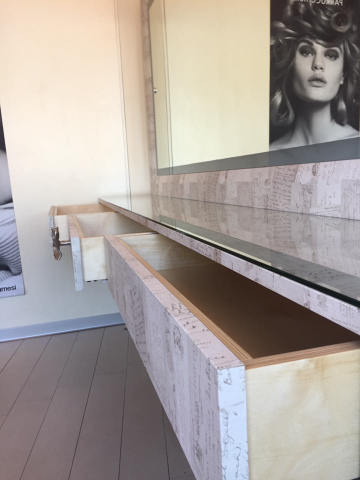 Cassettiera legno effetto marmorizzato