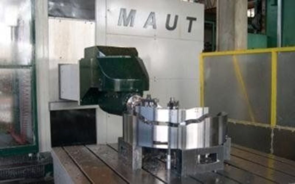 Fresatura a Milano Maut KS in uso