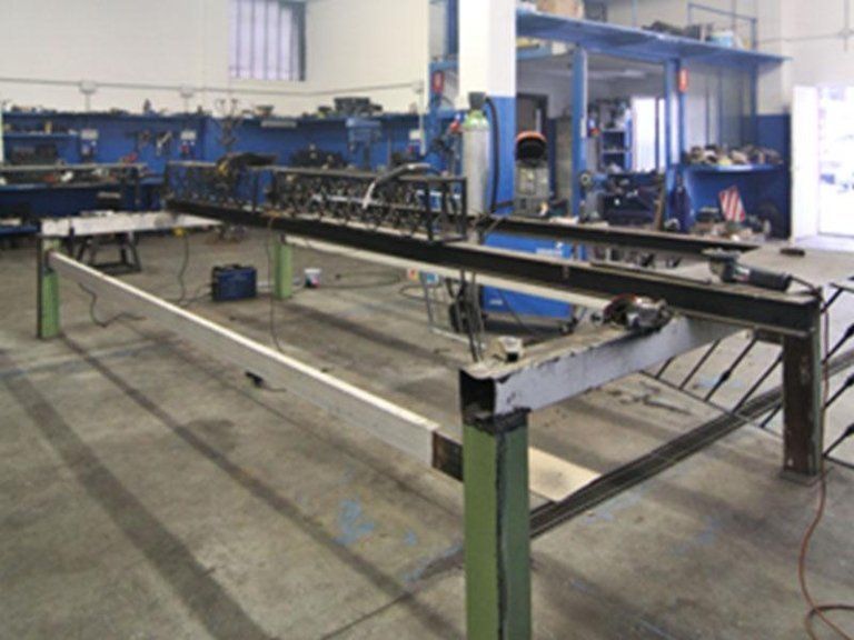 Reparto di produzione ferro battuto