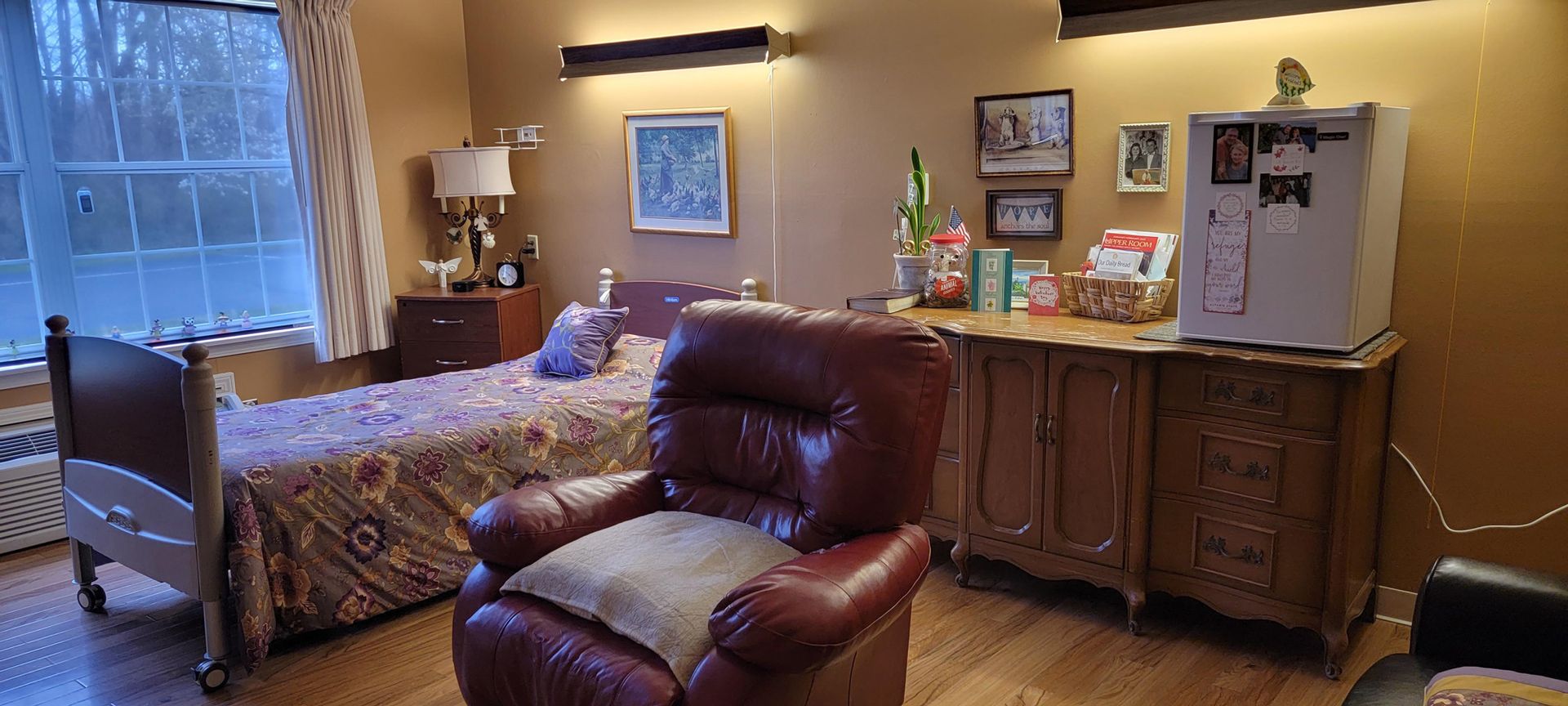 Resident room at Newburgh Health and Rehab