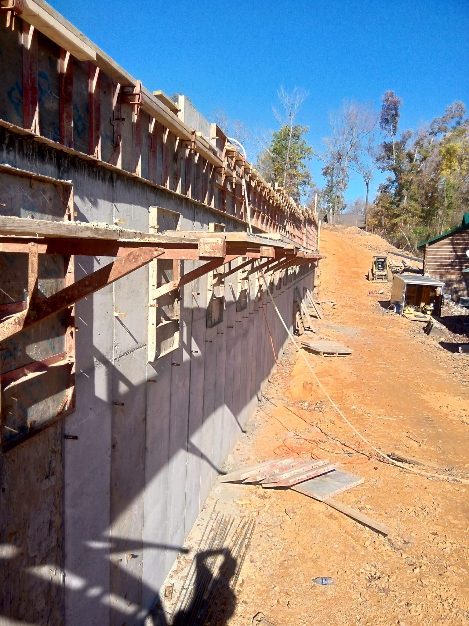 Installing Concrete Wall