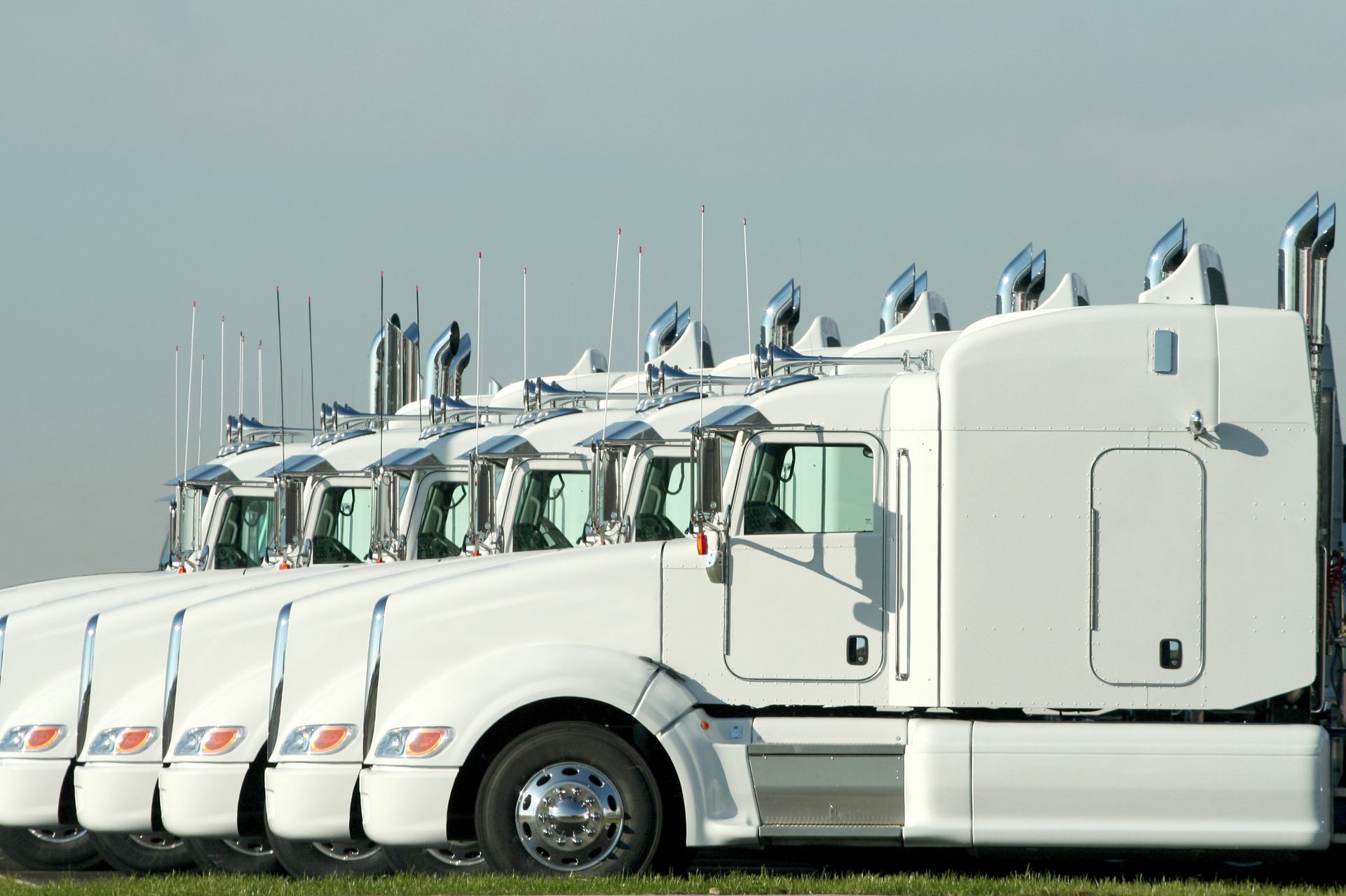 White Semi Trucks — Spartanburg, SC — Tony’s Truck Parts