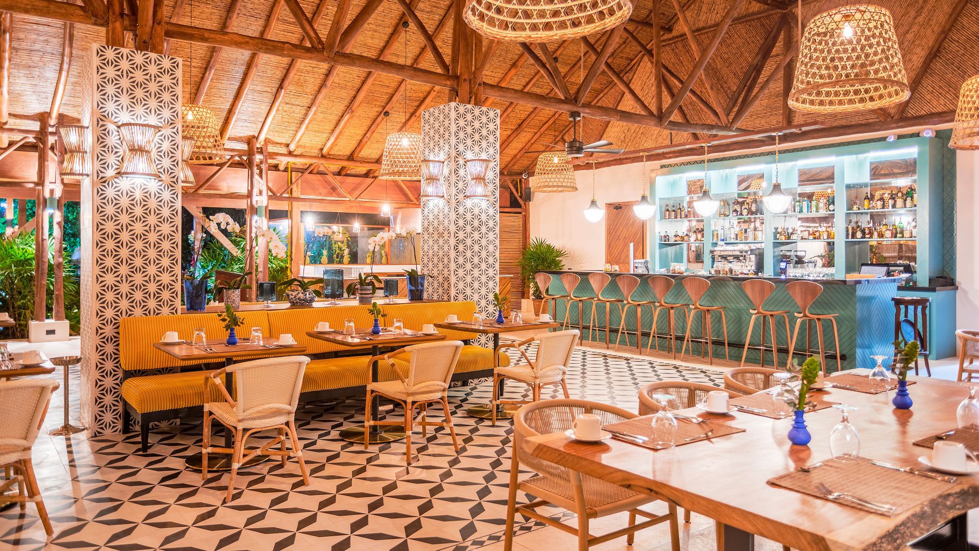 Nayara Gardens Restaurant