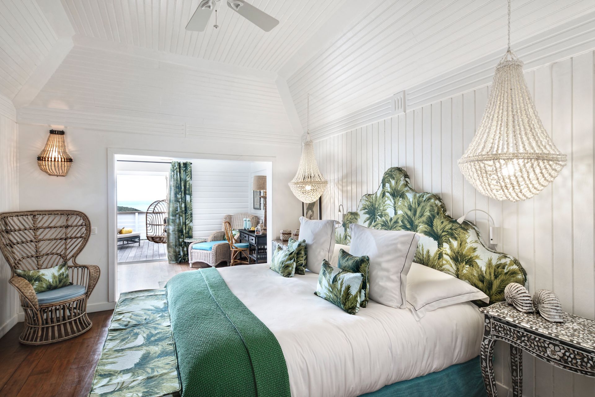 Gyp Sea Hotel Accommodation