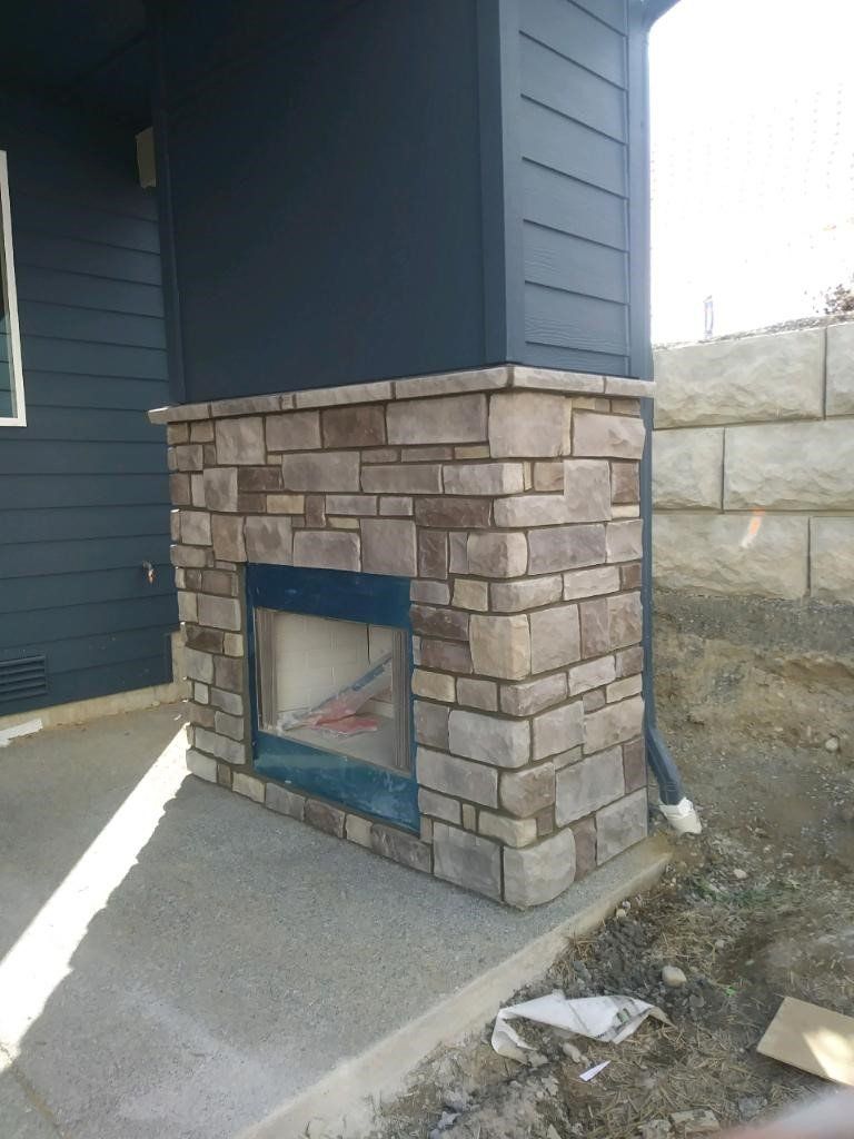 Chimney Pictures — Backyard Fireplace in Bothell, WA
