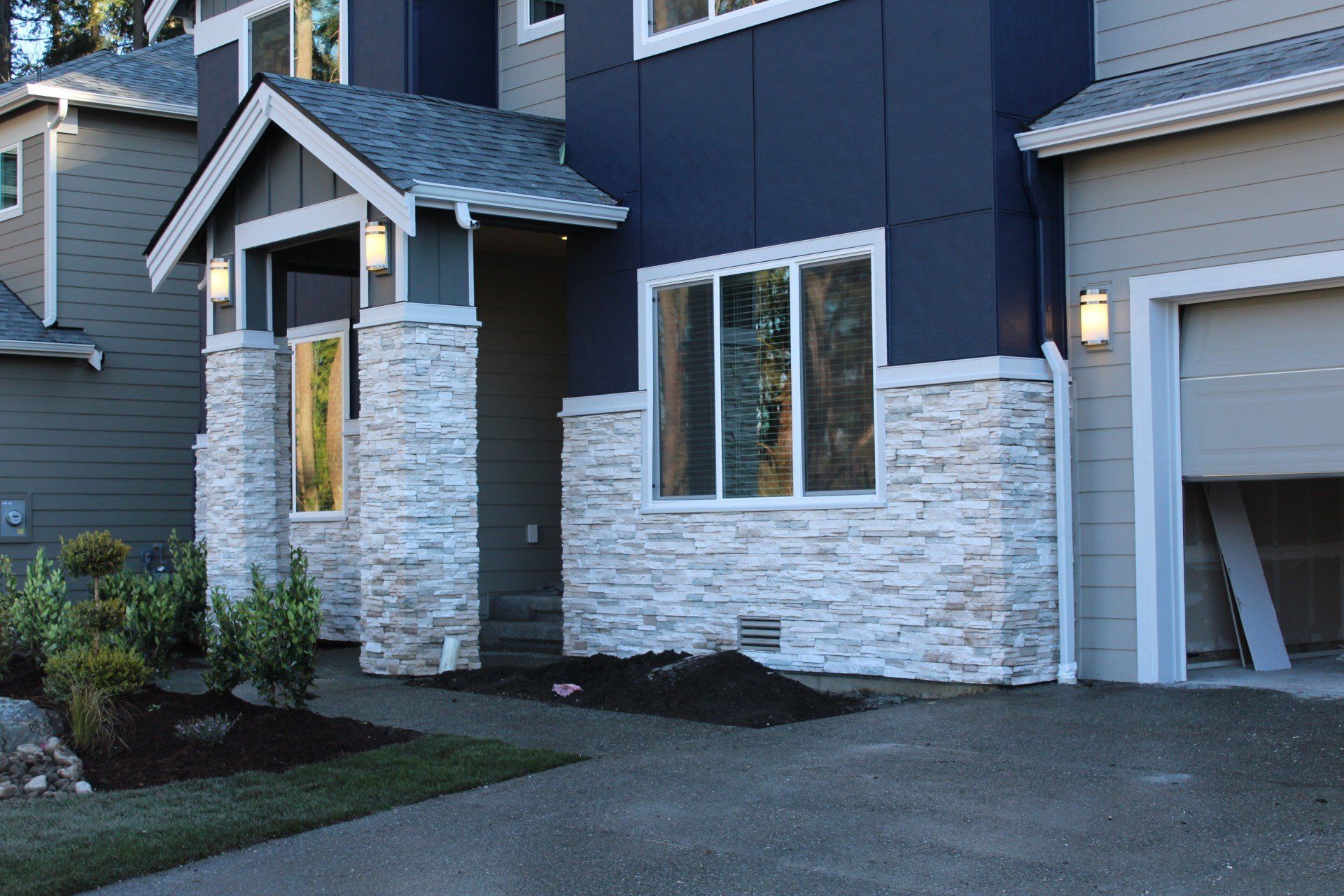Masonry Pictures — Entryway in Bothell, WA