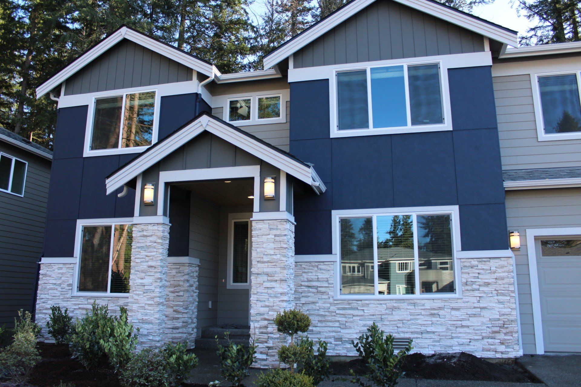 Masonry Pictures — Blue Stone Wall in Bothell, WA