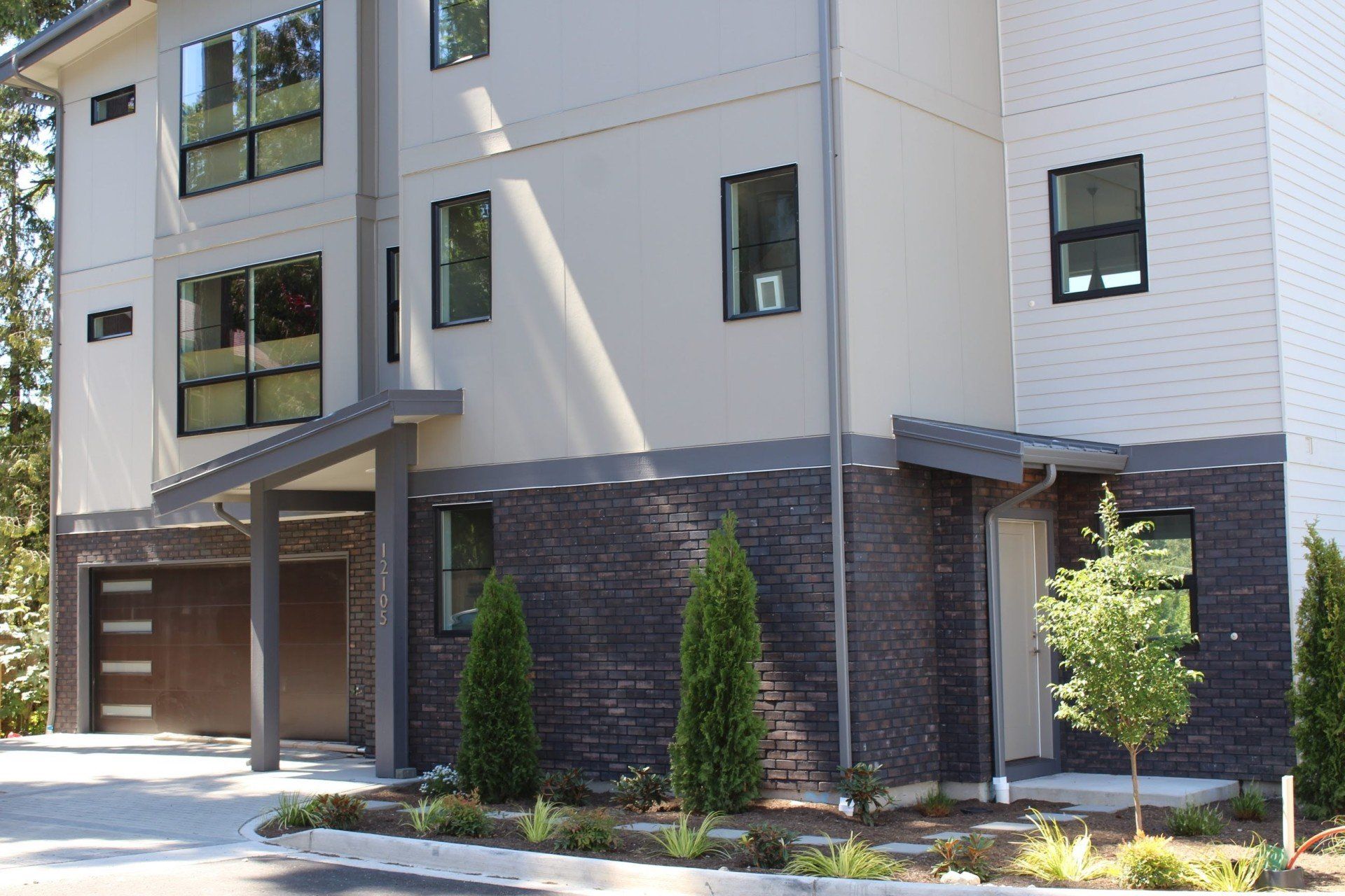 modern home brick facing