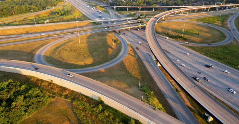 Staying Organized During a Complex Interstate Move