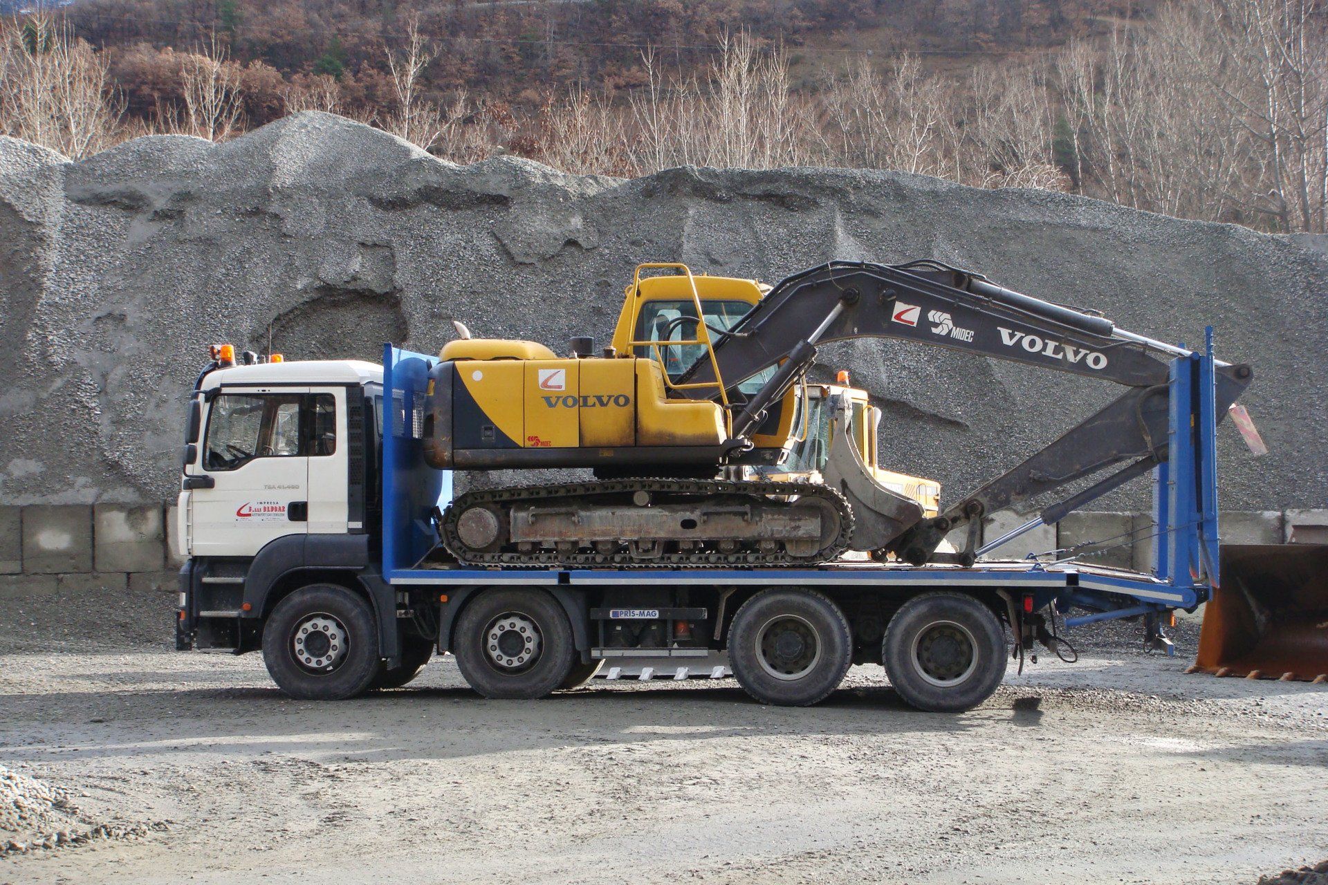 macchinari movimento terra