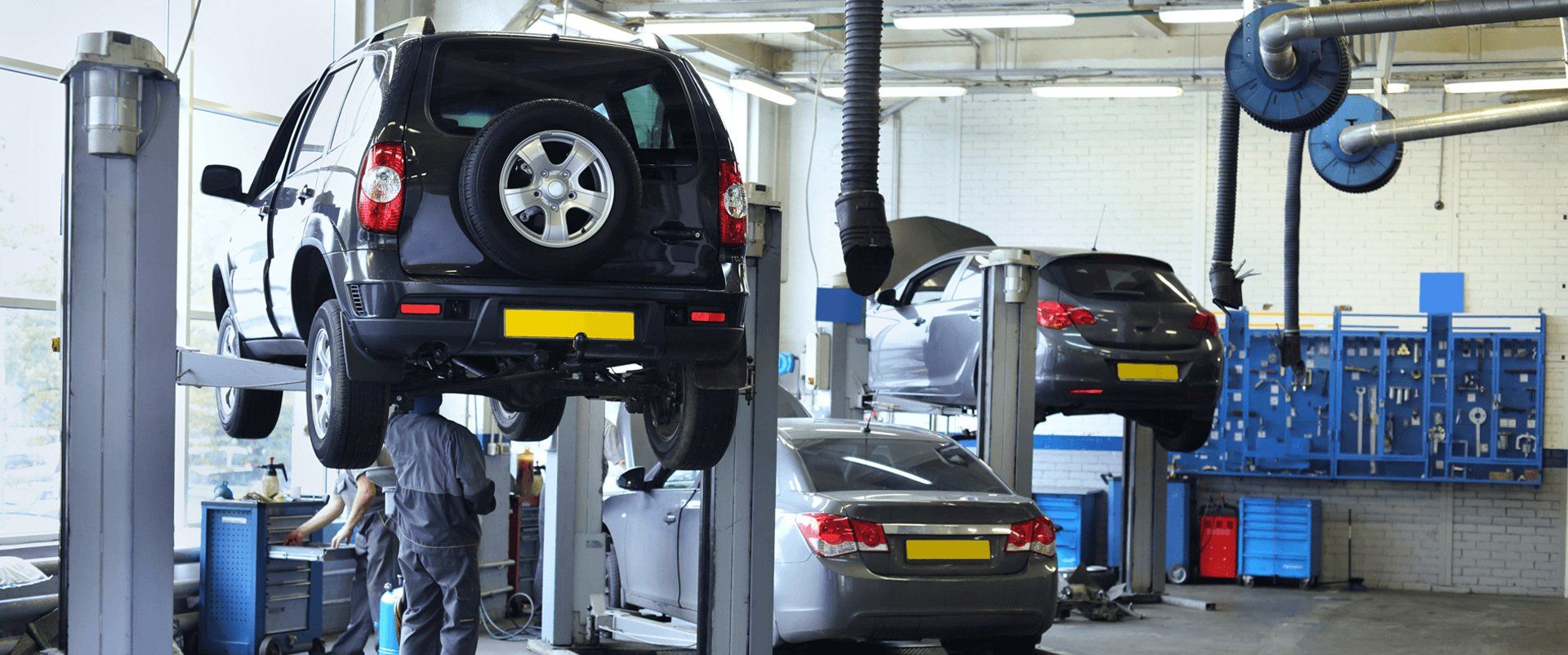 car servicing at a garage with top-class facility