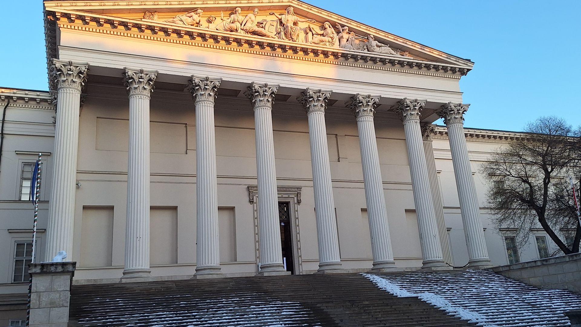 Budapest National Museum, Budapest Sightseeing, Zoltancarbudapest