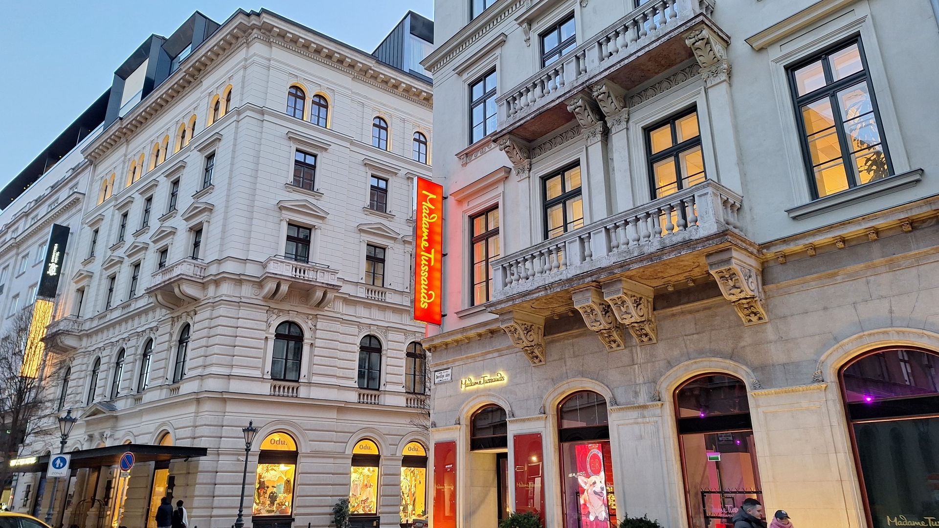 Budapest Madam Tussauds, Budapest Sightseeing, Zoltancarbudapest