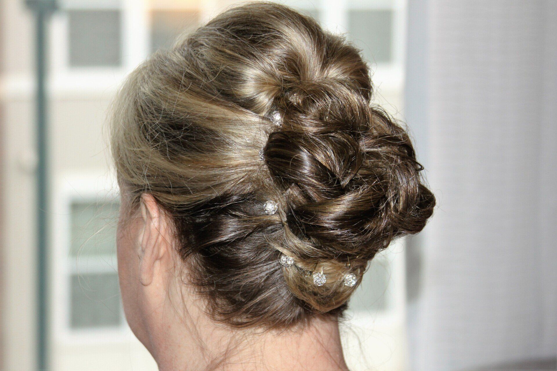 Woman Tied Hair - Denville, NJ - Jane’s Hair Salon