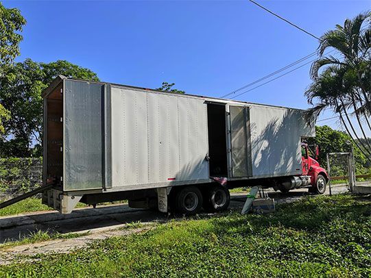 TRANSPORTES Y MUDANZAS RÍOS