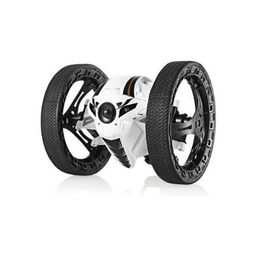 Een race auto met twee wielen en een camera