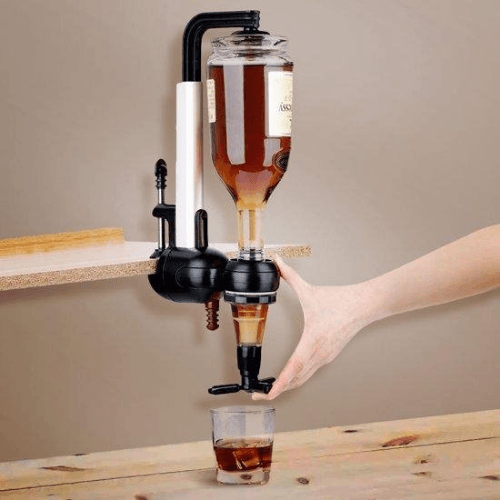 Een professionele shot dispenser in zwarte kleur