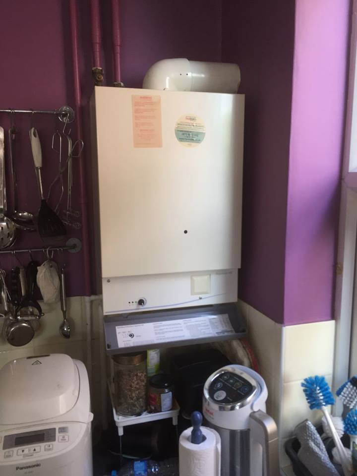 Old leaking Potterton Suprima boiler in Northampton