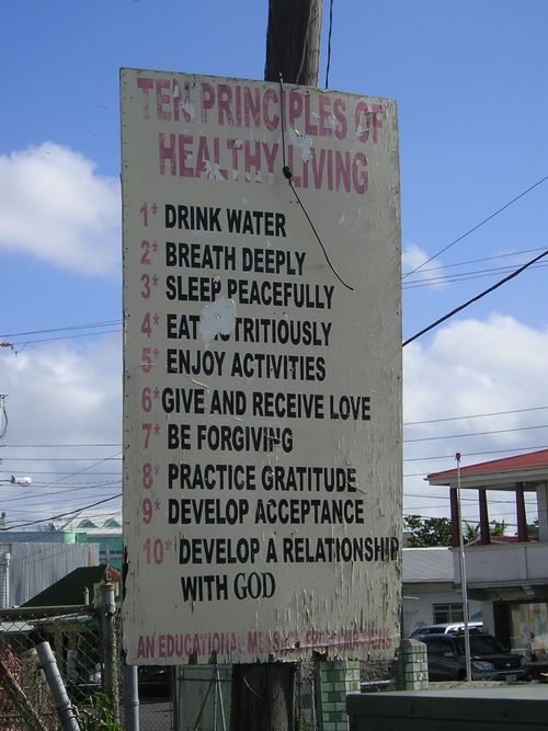 A sign explains the principles of healthy living
