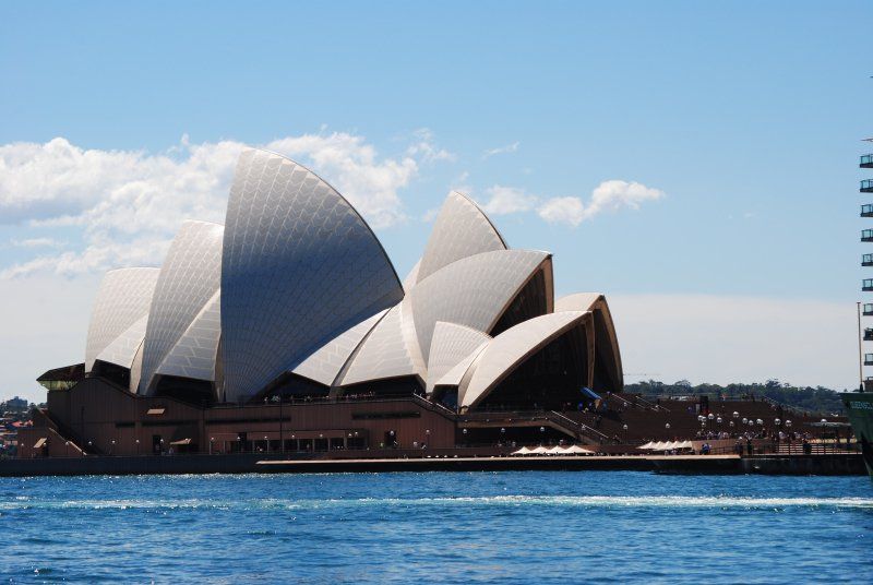 The sydney opera house is in the middle of the ocean