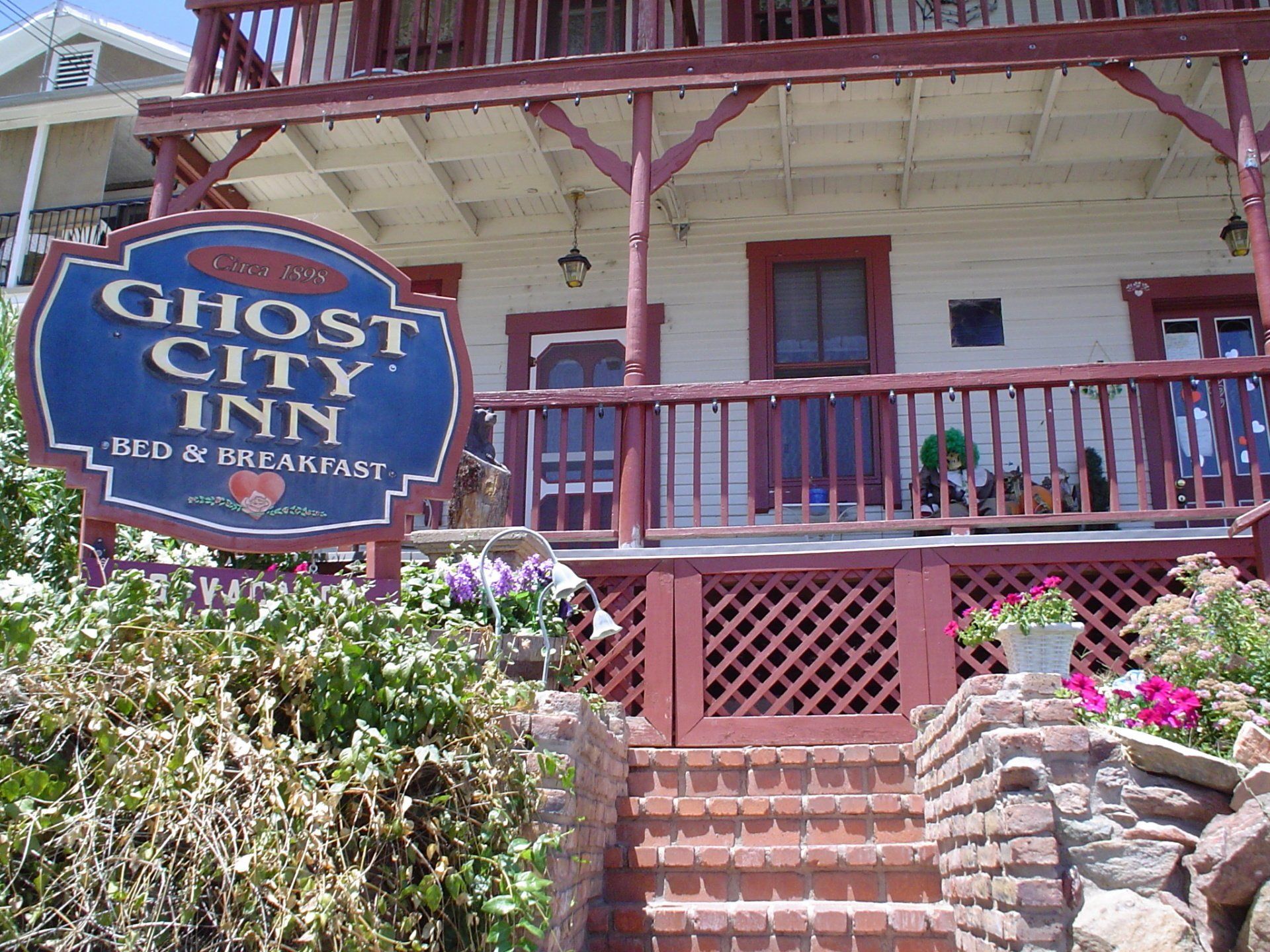 The ghost city inn is a bed and breakfast