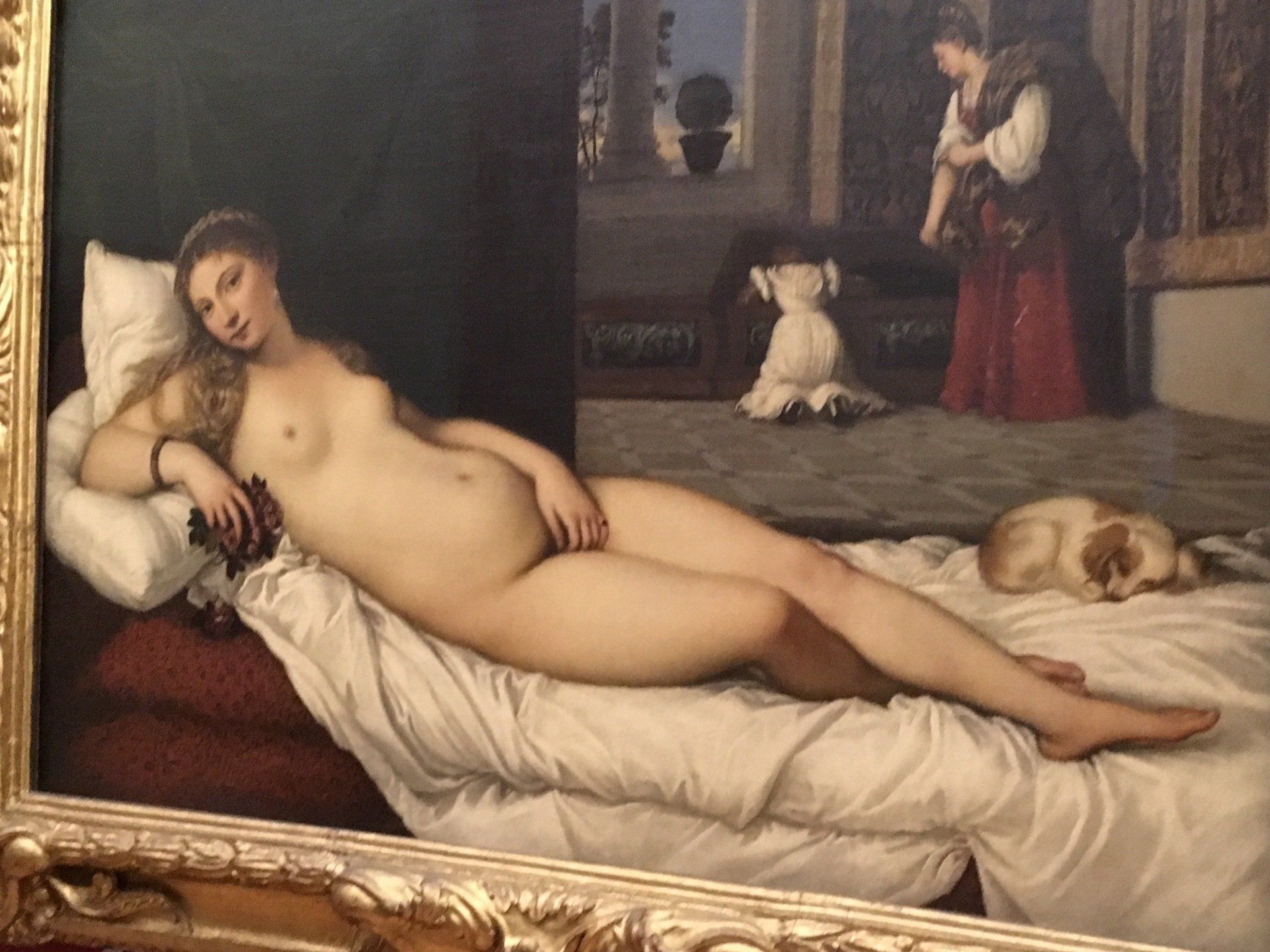 A nude woman's painting