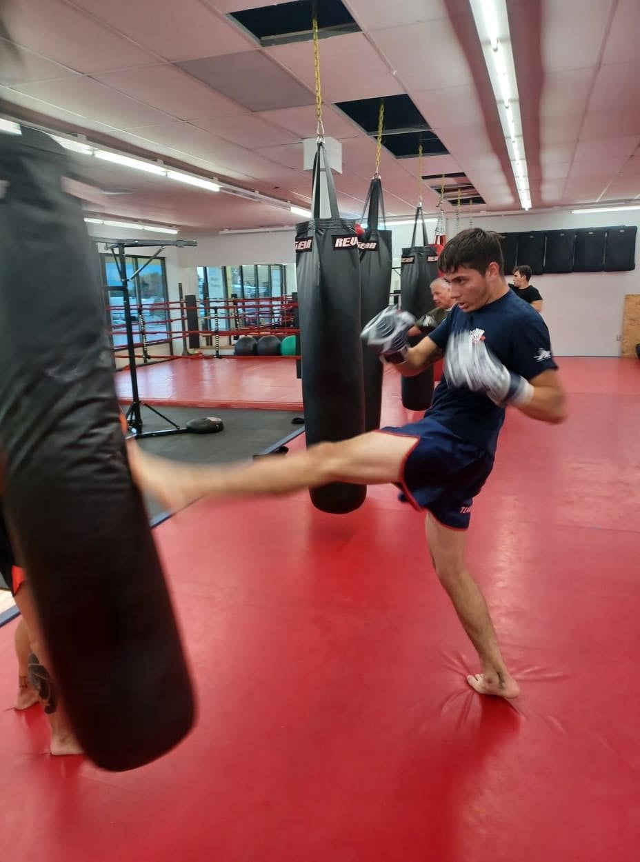 The word placeholder is on a gray background.