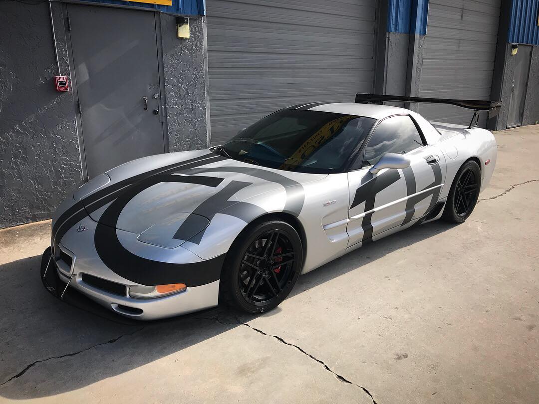 vehicle graphics near me