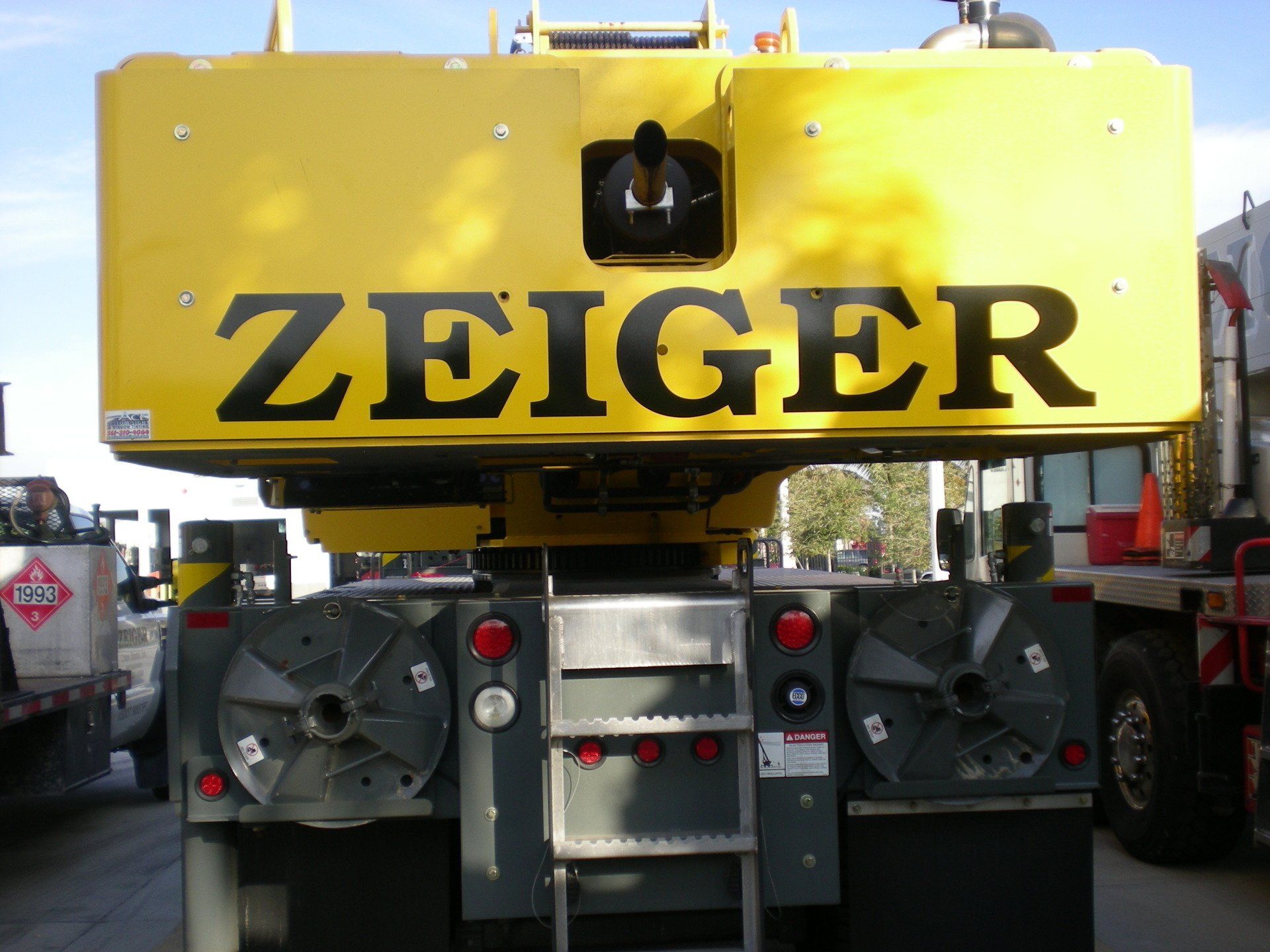Vehicle lettering Juno Beach