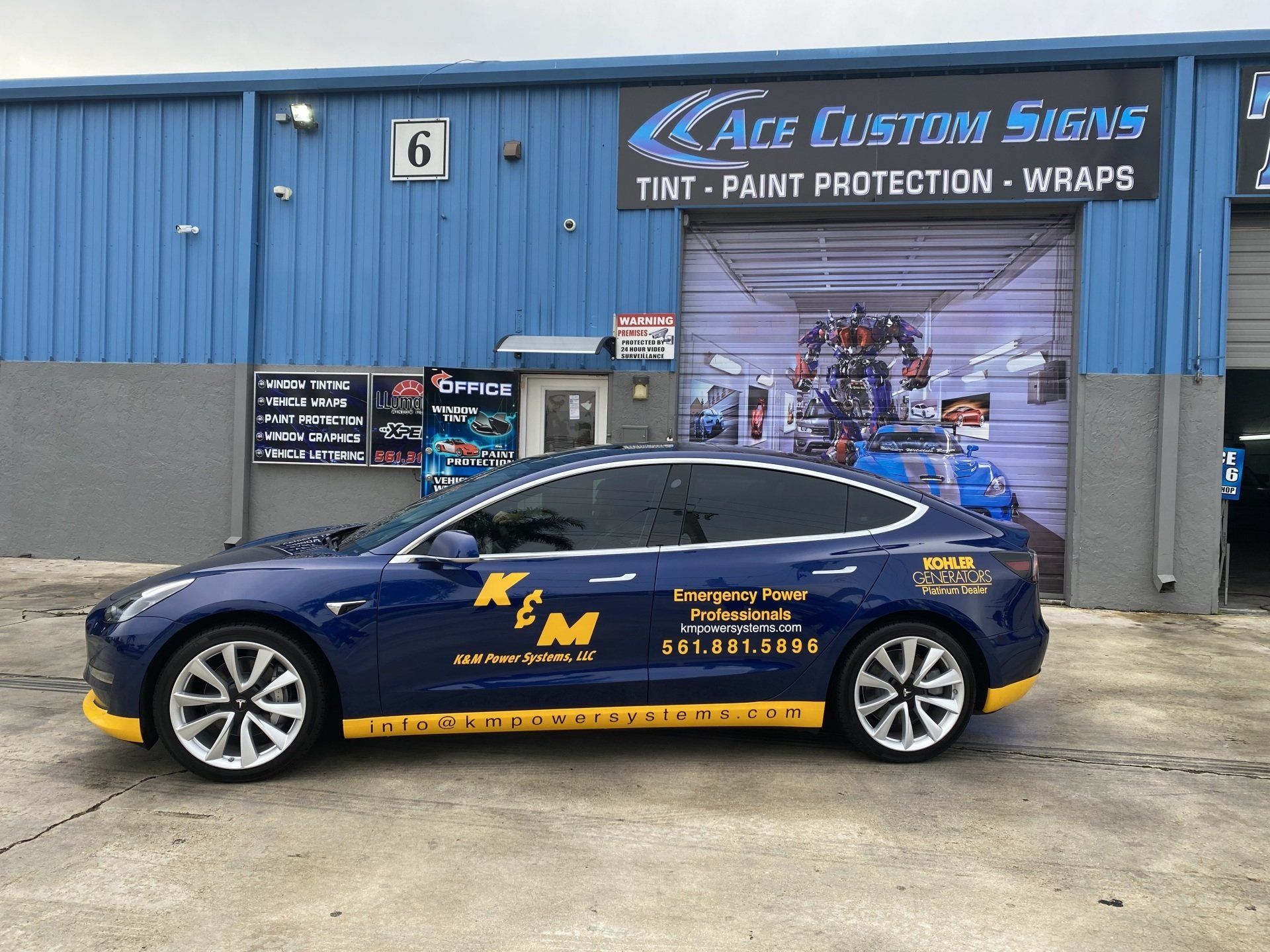 Custom car lettering Pompano Beach