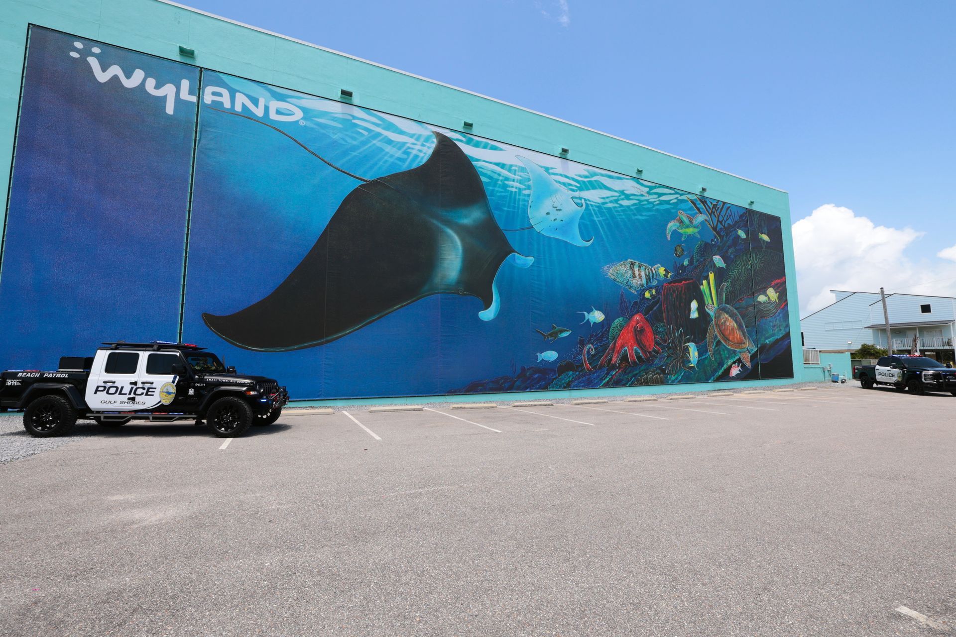 Gulf Shores has a stunning new Wyland landmark