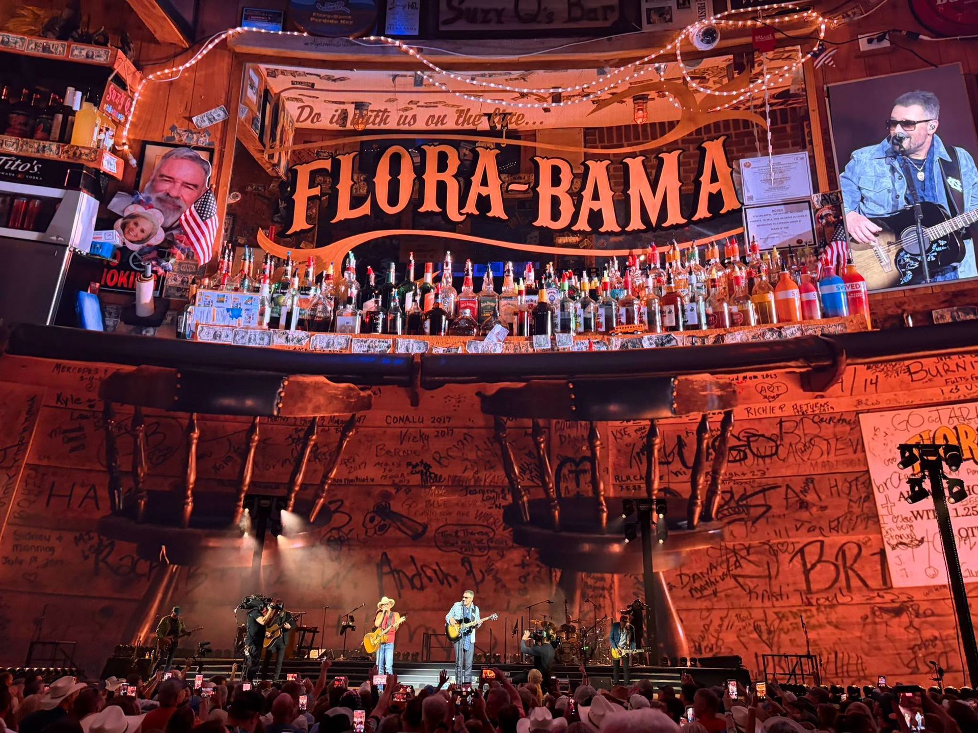 Kenny Chesney pays tribute to Flora-Bama at The Sphere