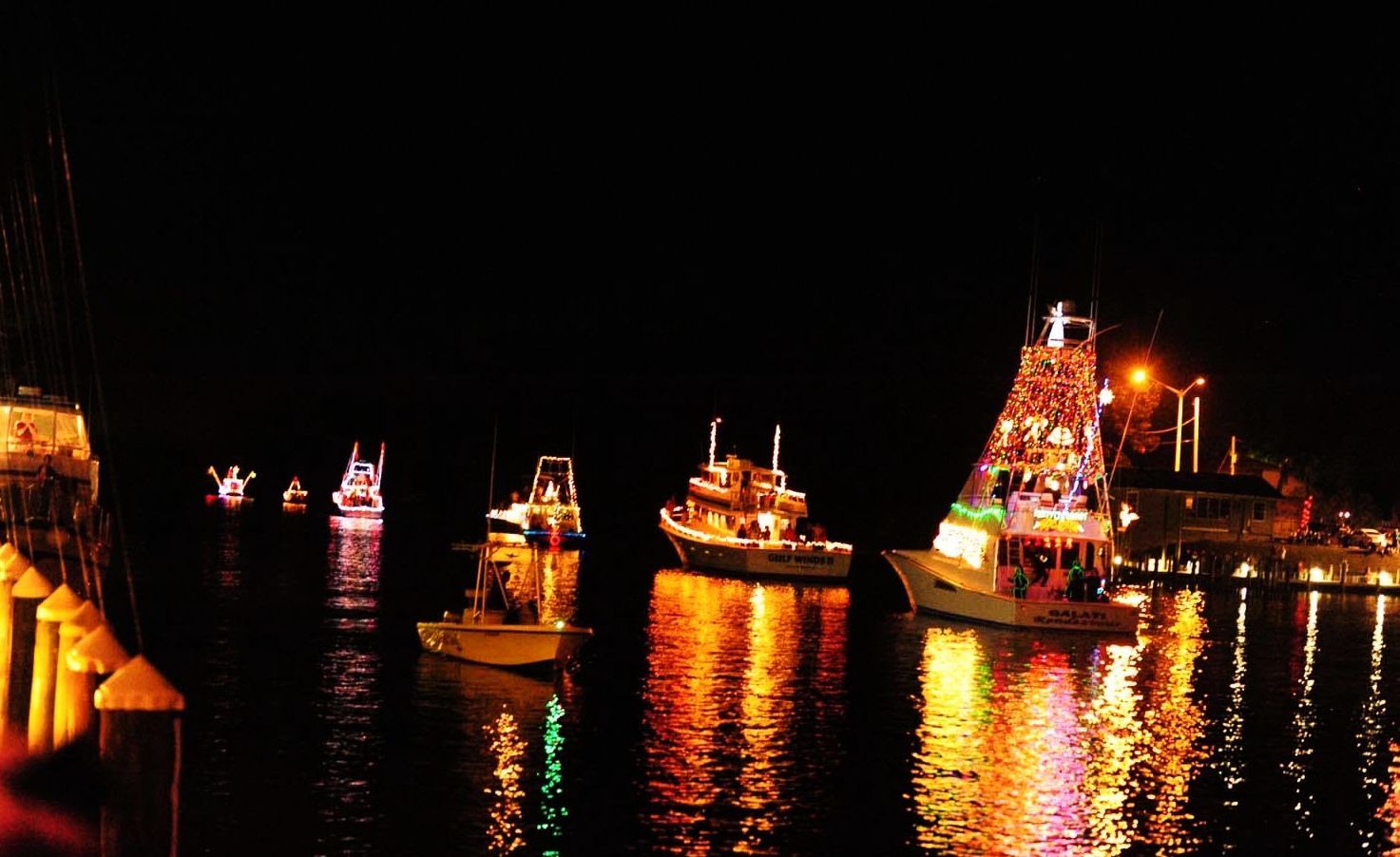 LuLu's Lighted Boat Parade Is December 9th